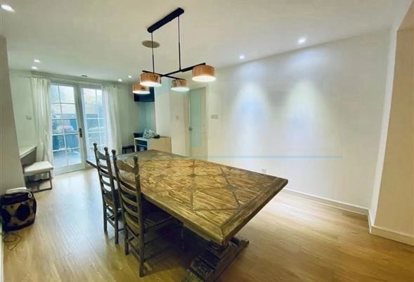 Rm 103 No 16G Shanghai Racquet Club(3)