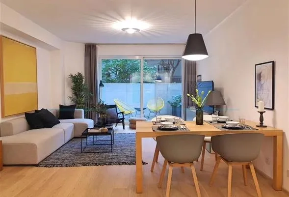 Rm 103 No 5 Central Residence I