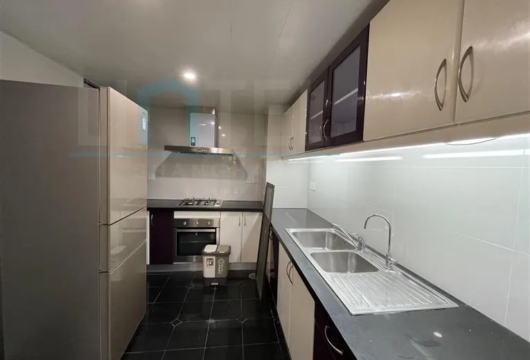 Rm 104 No 2 Windsor Court(5)