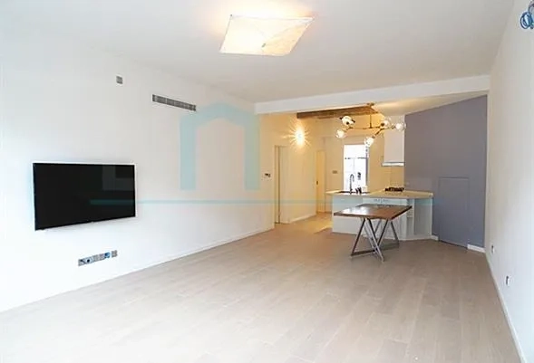 Rm 107 No 1326 Huaihai middel Road(2)
