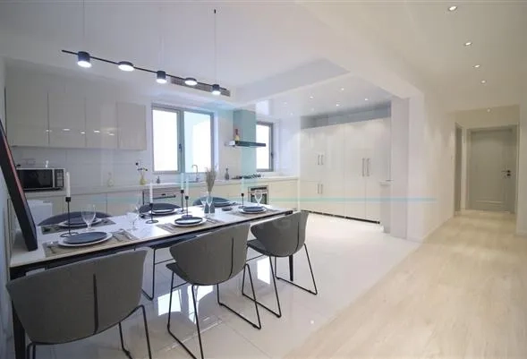 Rm 10B Mayfair Tower(5)