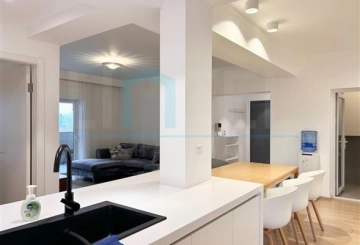 Rm 10B No 3 Ambassy Court(7)