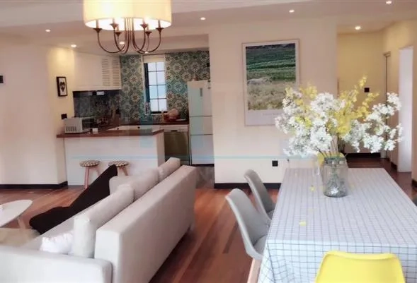 Rm 10B Royal Mansion(2)