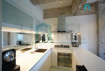 Rm 11 No 222 North Suzhou Road(3)
