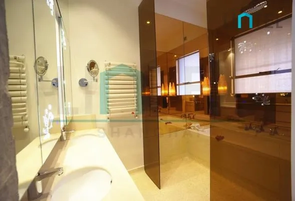 Rm 11 No 222 North Suzhou Road(7)