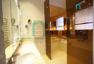 Rm 11 No 222 North Suzhou Road(7)