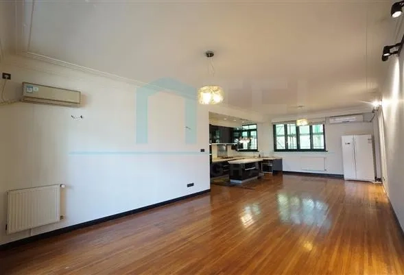 Rm 11 No 321 Hengshan  Road(2)