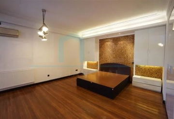 Rm 11 No 321 Hengshan  Road(6)