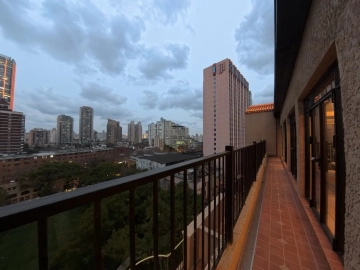 Rm 1101 Haig Court(3)