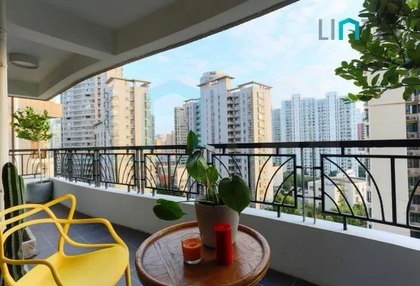 Rm 1101 No 2 Hongqiao Le Ting(2)