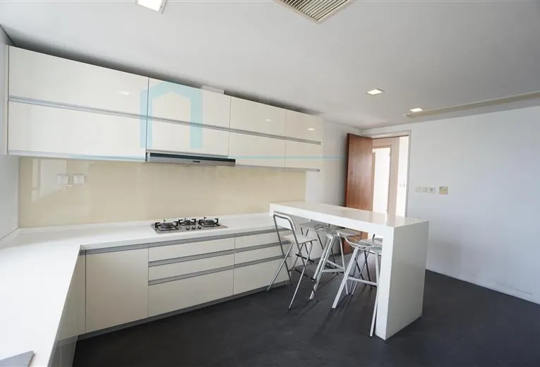 Rm 1101 No 370 Lakeside Ville(9)