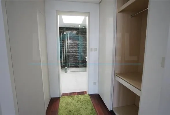 Rm 1101 No 378 Lakeside Ville(12)