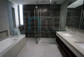 Rm 1101 No 378 Lakeside Ville(13)
