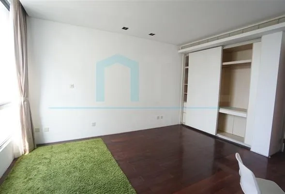 Rm 1101 No 378 Lakeside Ville(14)
