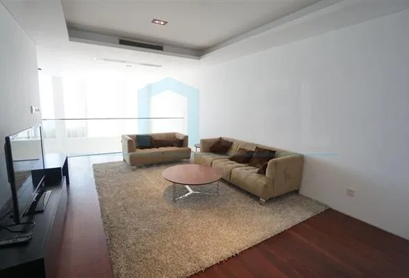 Rm 1101 No 378 Lakeside Ville(7)