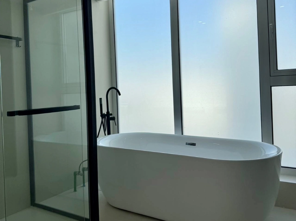 Rm 1102 No 10 Guangdong Garden(9)