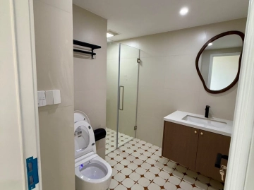 Rm 1102 No 10 Hongqiao Guangdong Garden(15)