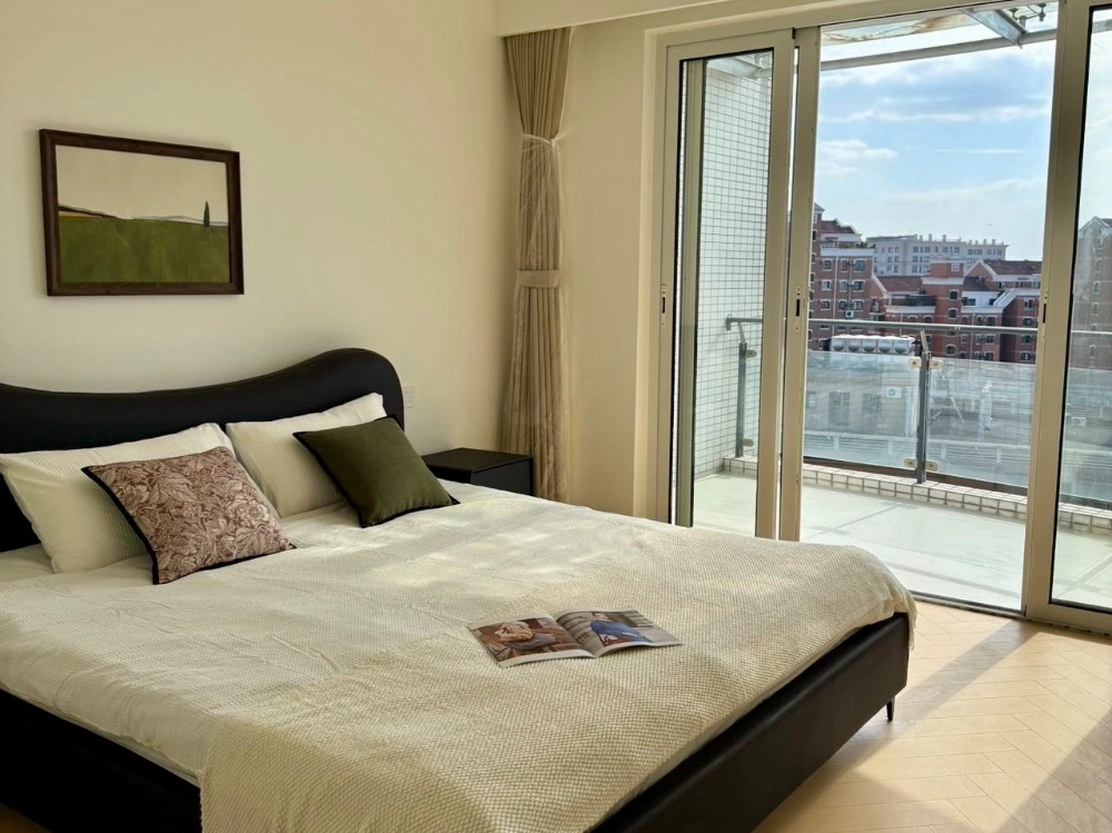 Rm 1102 No 10 Hongqiao Guangdong Garden(8)