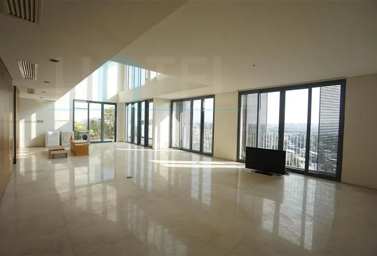 Rm 1102 No 391 Lakeside Ville