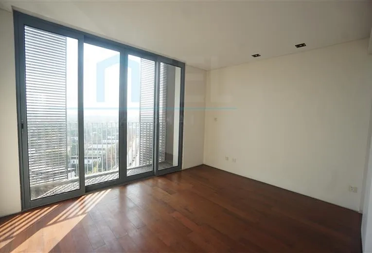 Rm 1102 No 391 Lakeside Ville(11)