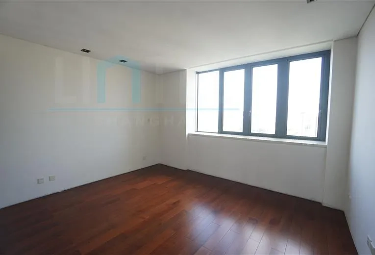 Rm 1102 No 391 Lakeside Ville(12)