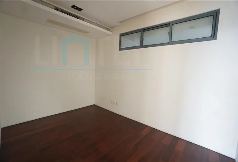 Rm 1102 No 391 Lakeside Ville(13)