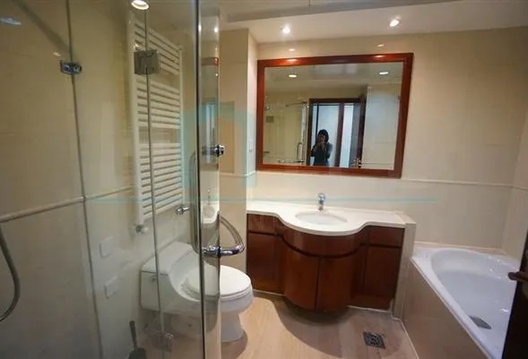 Rm 1102 No 6 Yanlord Garden(6)
