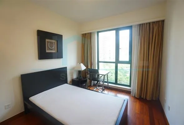 Rm 1102 No 6 Yanlord Garden(9)