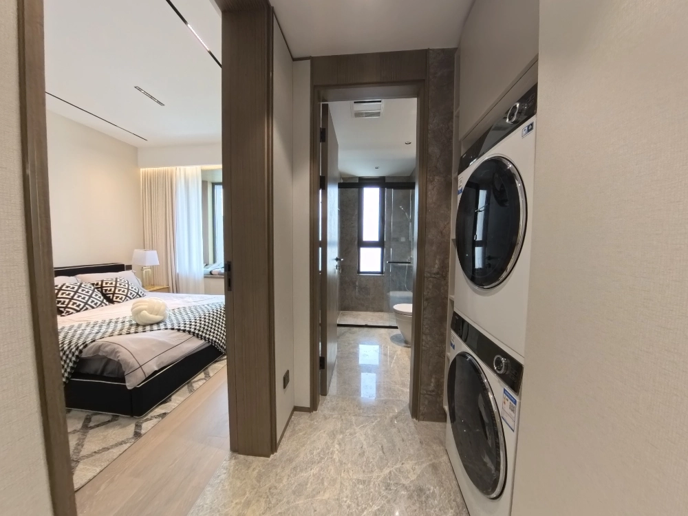 Rm 1102 No 9 Hong Yin Li(15)