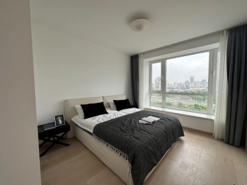 Rm 1102 No D36 Top of City(7)