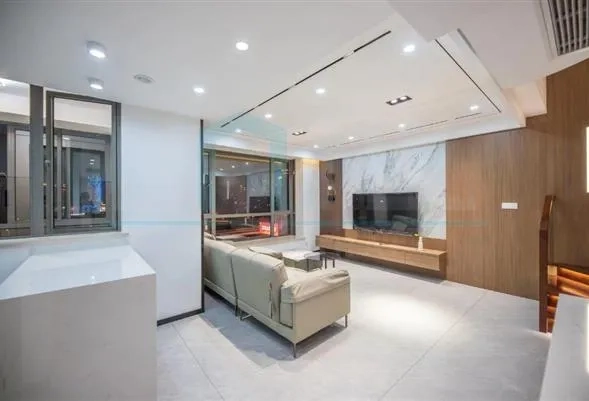 Rm 1102 No D38 Top of City(3)