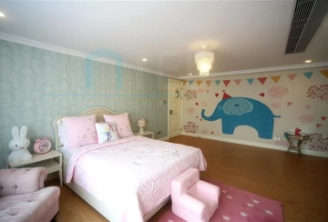 Rm 11A The House(11)