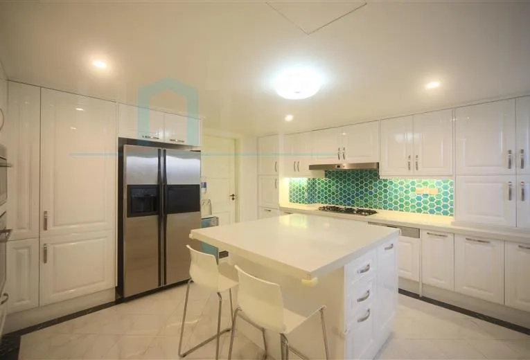 Rm 11A The House(6)