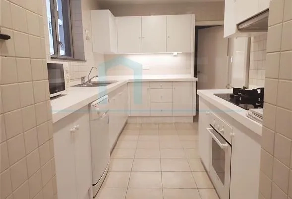 Rm 11B No 1 Chevalier Place(5)