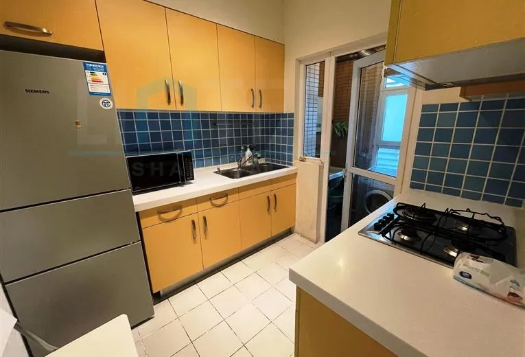 Rm 11C No 1 Palace Court(3)