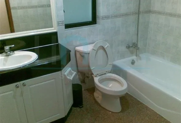 Rm 11E No 9 Grand Plaza(9)