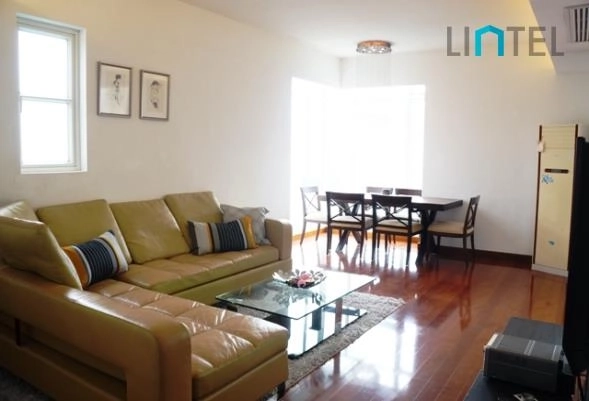 Rm 1201 No 8 Summit Panorama(2)