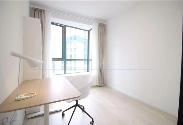 Rm 1201 No W6 Top of City(10)