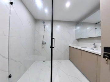 Rm 1202 No 19 Lakeville Regency(6)