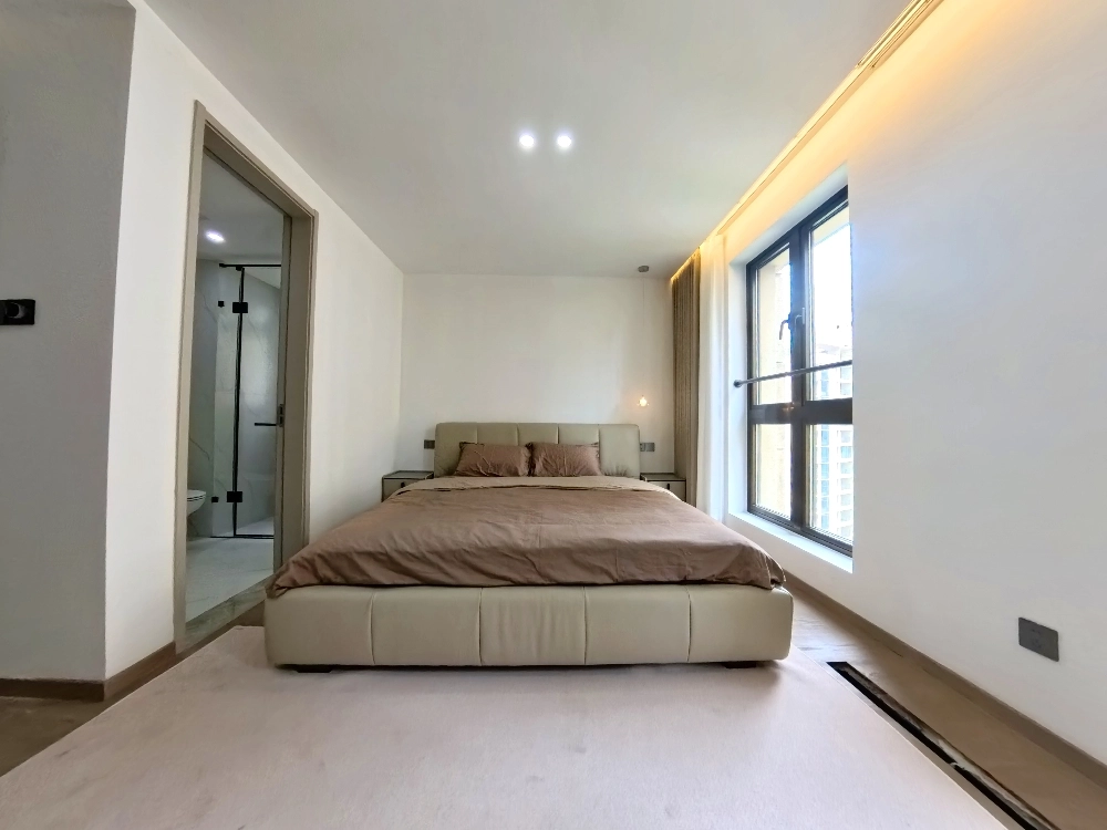 Rm 1202 No 19 Lakeville Regency(7)