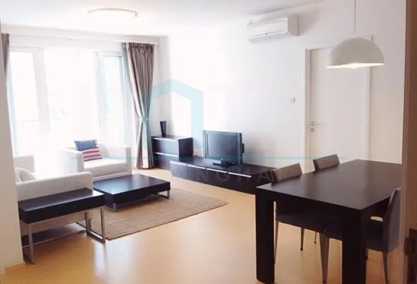 Rm 1202 No 9 La Cite(2)