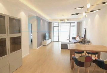 Rm 12B No W1 Top of City