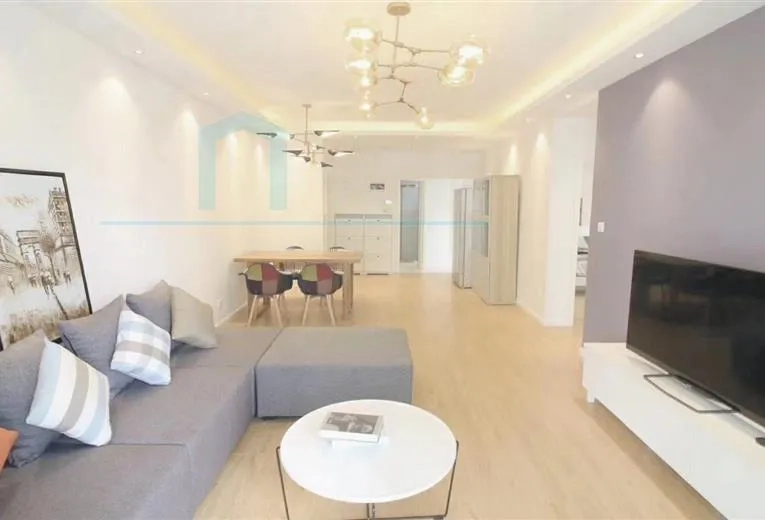 Rm 12B No W1 Top of City(3)