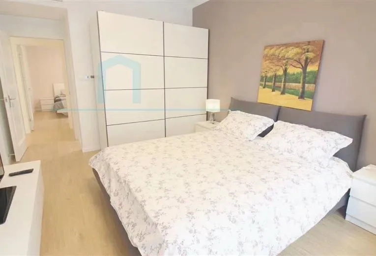 Rm 12B No W1 Top of City(5)