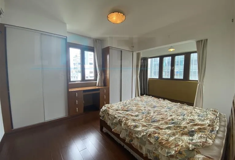 Rm 12B Royal Mansion(4)