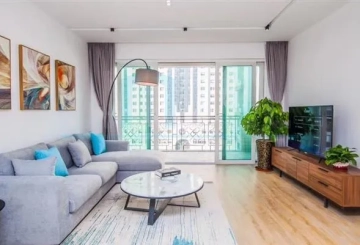 Rm 12D No 2 Jewel Garden