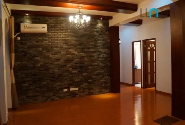 Rm 13 No 1 Lane 581 Jianguo west Road(2)