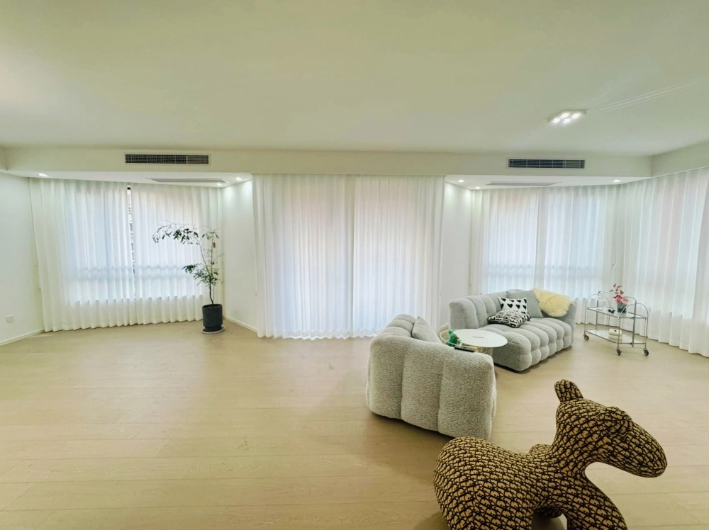 Rm 1301 No 17 Qiangsheng Gubei Garden