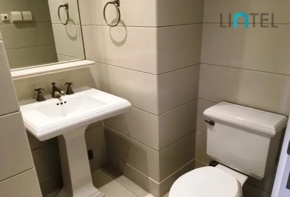 Rm 1301 No 21 Lakeville Regency(5)