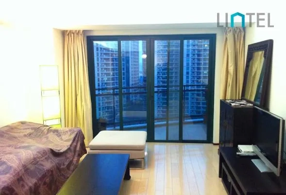 Rm 1303 No 33 Yanlord Garden I & II(2)